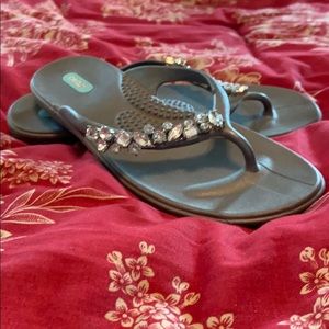 Women’s Oka-B Grey Jewel Incrusted Flip Flops 9